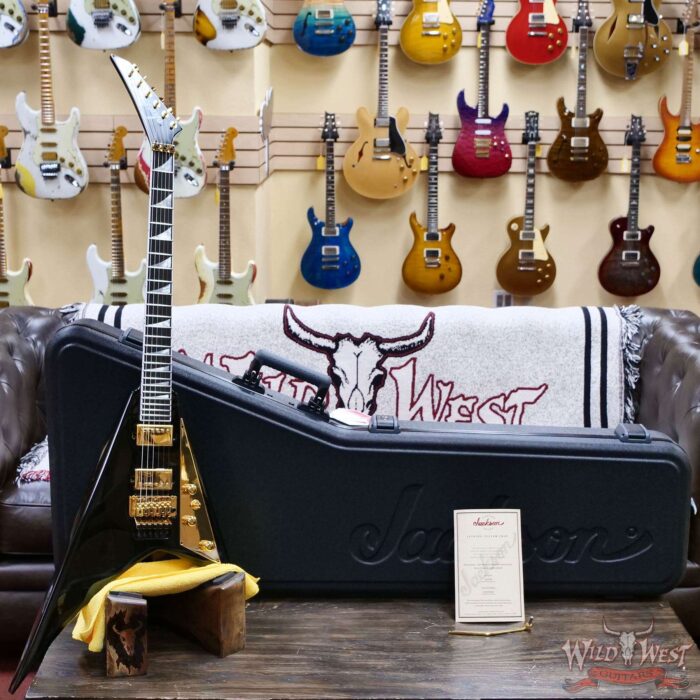 Jackson Custom Shop Randy Rhoads RR-24 Floyd Rose NOS Black with Gold Hardware 7.95 LBS - Image 5
