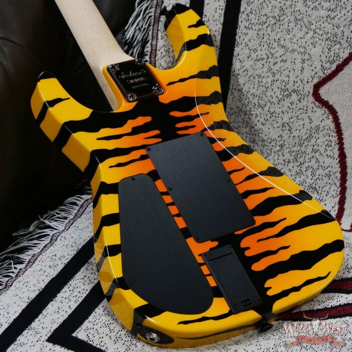 Jackson USA Custom Shop Limited Edition DINKY DK-24 FR Floyd Rose EMG Pickups NOS Bengal Tiger 8.20 LBS - Image 11