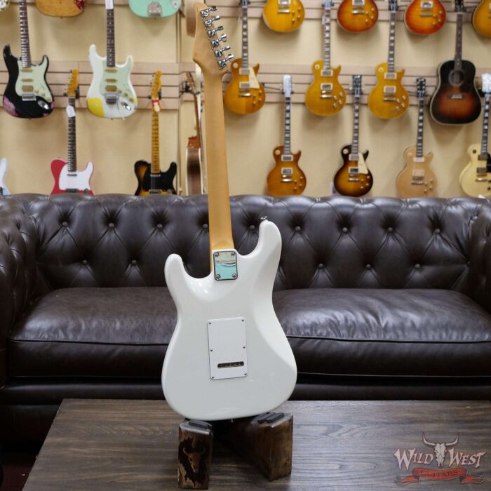 Suhr Classic S SSS Quater-Sawn Maple Neck Olympic White - Image 9