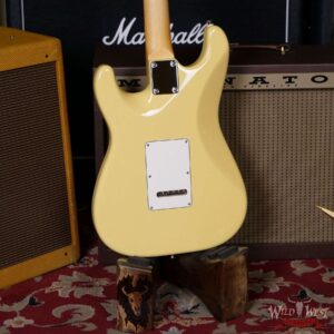 Suhr Classic S SSS Quater-Sawn Maple Neck Vintage Yellow - Image 11