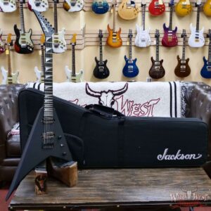 Jackson American Series Rhoads RR24 HT Hardtail Ebony Fingerboard Satin Black 7.10 lbs - Image 4
